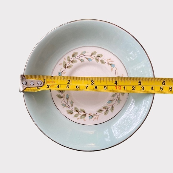 Vintage |4 Barratt's Delphatic White Tableware saucer Only plates England - Picture 5 of 5